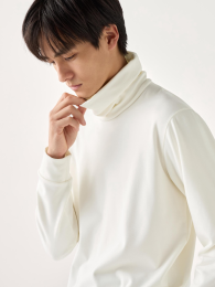 UNIQLO Супер-тепловая термотолстовка с горлом.  фото
