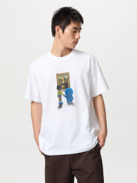 UNIQLO Дораэмон и Лувр UT: Дораэмон и Нобита, любующиеся 
