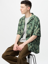 UNIQLO Рубашка открытого кроя/с принтом  фото