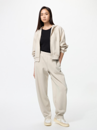 UNIQLO Длинные спортивные брюки с изогнутым кроем из дышащей ткани.  фото