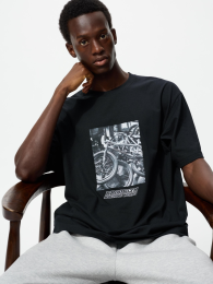 UNIQLO Бренд UT/Свободный крой  фото