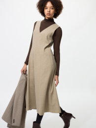 UNIQLO ブラシ加工されたニットワンピース/ノースリーブ  - купить