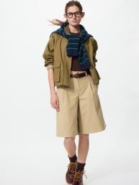 UNIQLO ジャージー素材のタック入りハーフパンツ。  фото