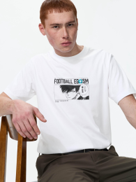 UNIQLO «Синий замок UT»  фото