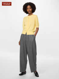 UNIQLO Широкие зауженные брюки из шерсти  фото
