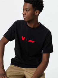 UNIQLO Дисней x Формула 1 UT черная (Размеры S-4XL)  фото