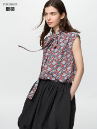 UNIQLO Блузка с бантом без рукавов  фото