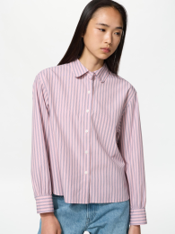 UNIQLO 綿のブラウスはボリュームのある袖が特徴です。  фото