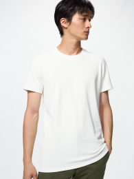 UNIQLO Ультратёплая футболка с круглым вырезом из хлопка и материала Heattech.  фото